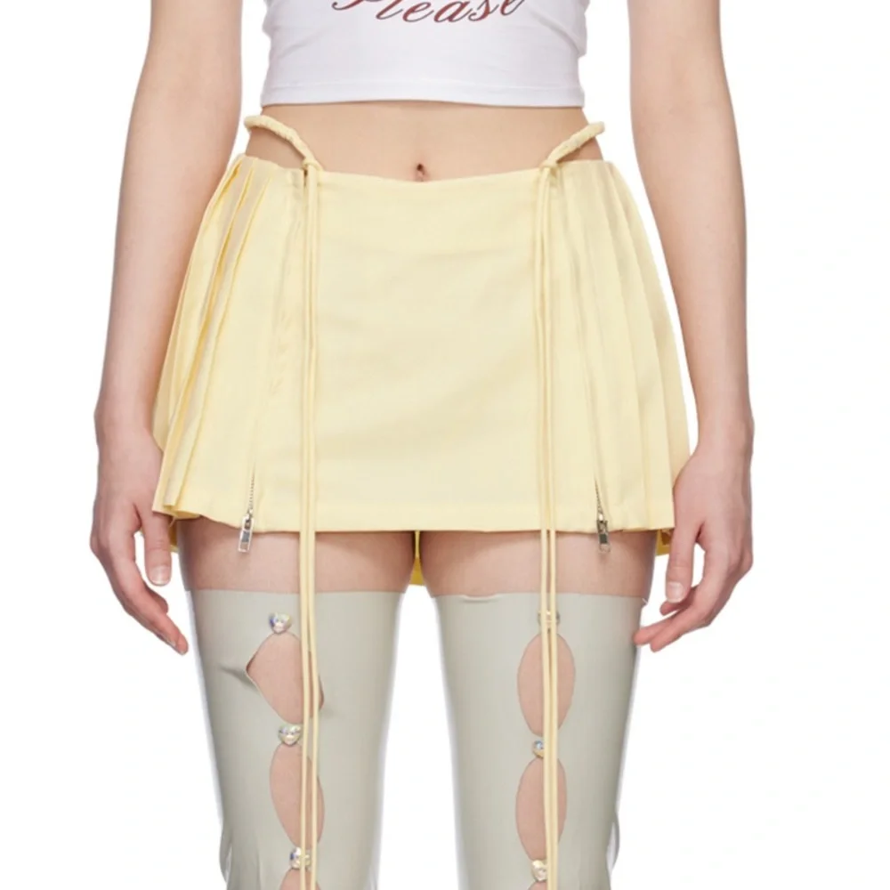 no dress yellow pleated mini skirt🐣